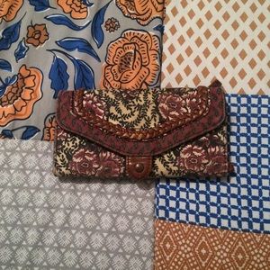 Brown braided and floral print wallet💕